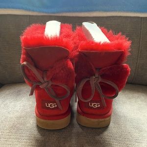 UGG Double Bow